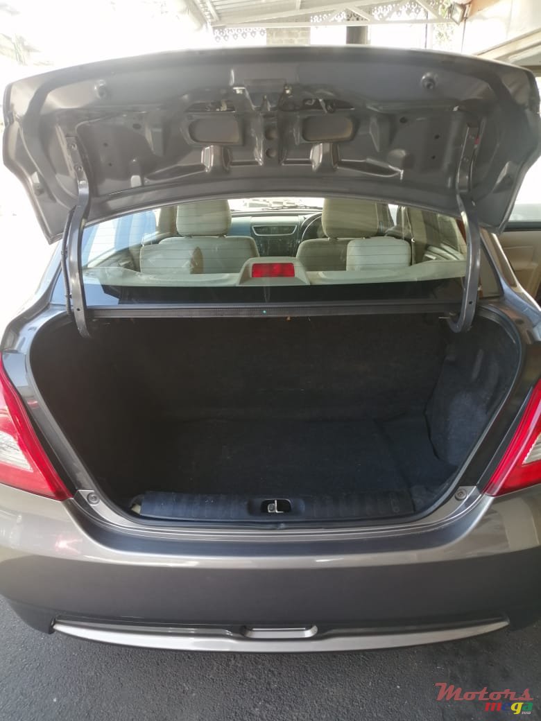 2013' Suzuki Ignis Dzire photo #6