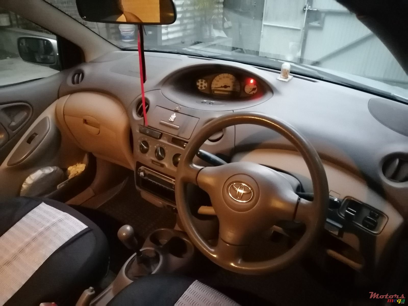 2003' Toyota Echo photo #4