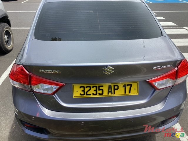 2017' Suzuki Ciaz photo #3