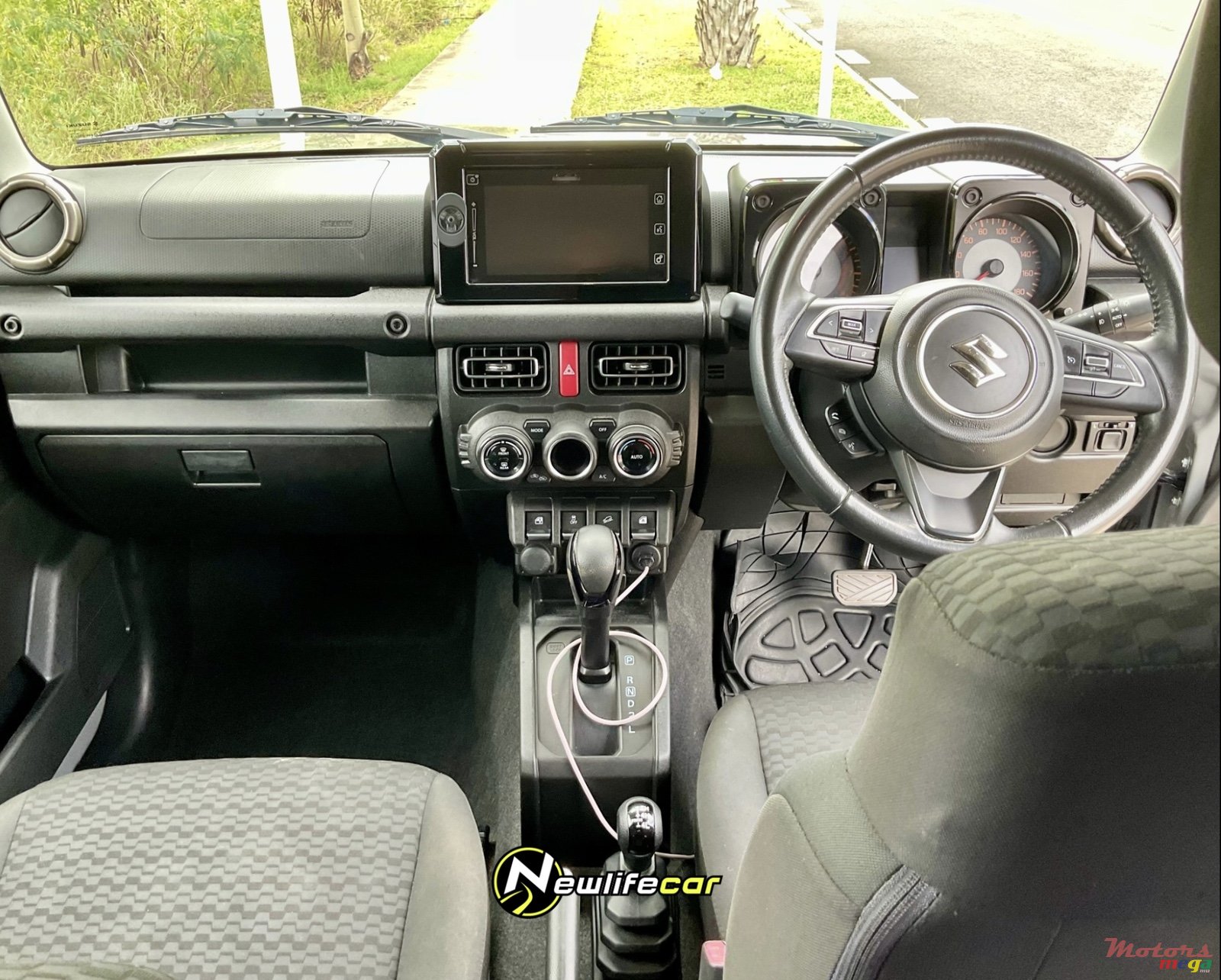 2021' Suzuki Jimny photo #5