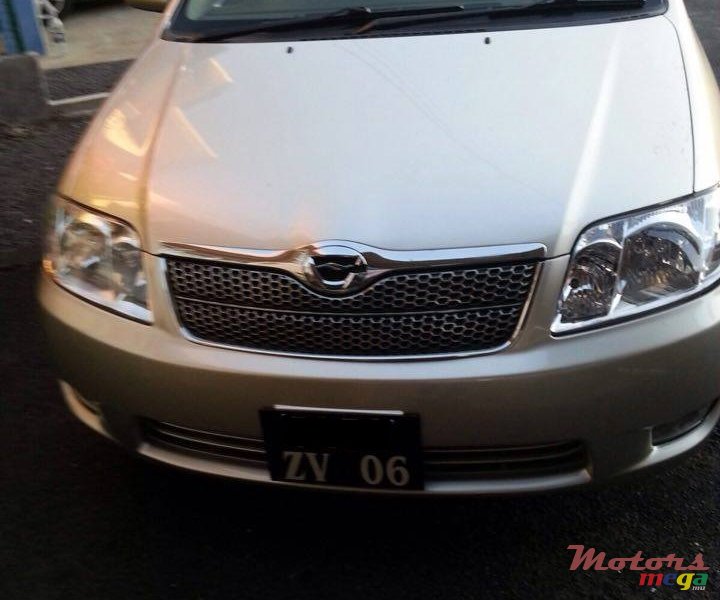 2006' Toyota Fielder photo #2