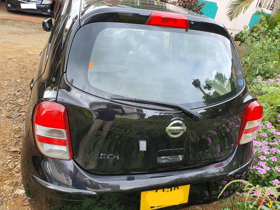 2012' Nissan March photo #5