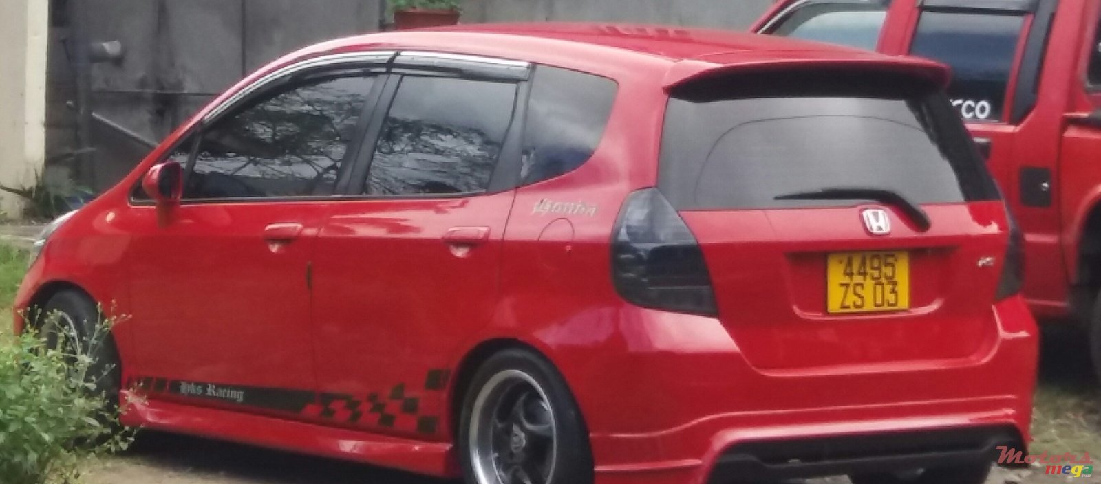 2003' Honda Fit photo #1