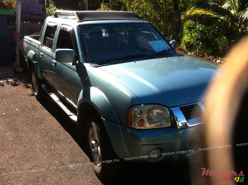 2004' Nissan Hardbody 4*4 nissan photo #3