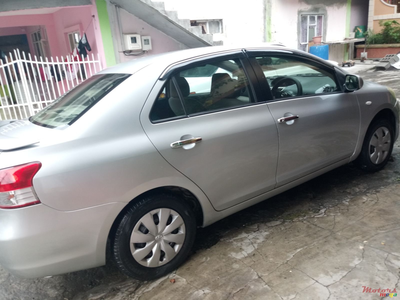 2006' Toyota Corolla Belta photo #4