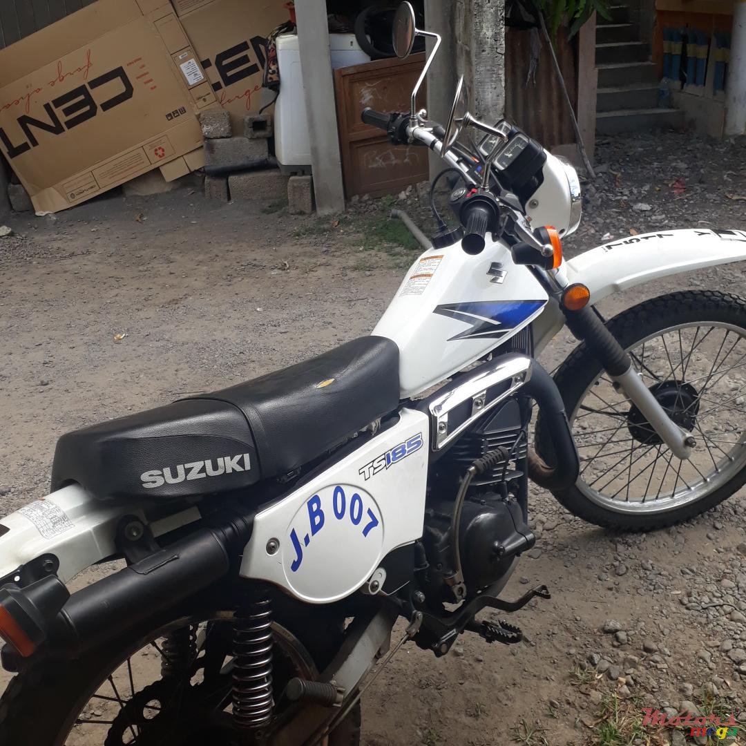 2013' Suzuki photo #1