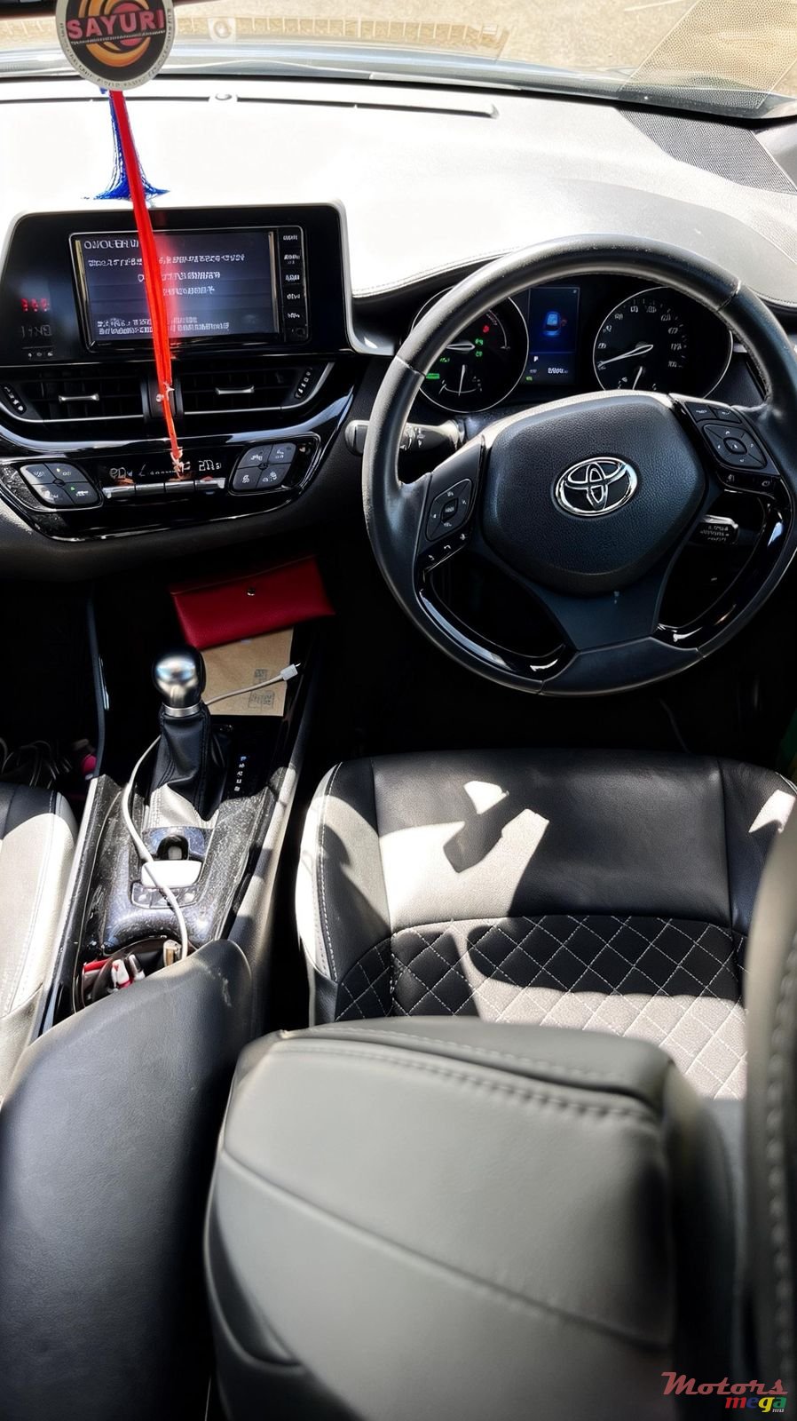 2019' Toyota chr photo #6