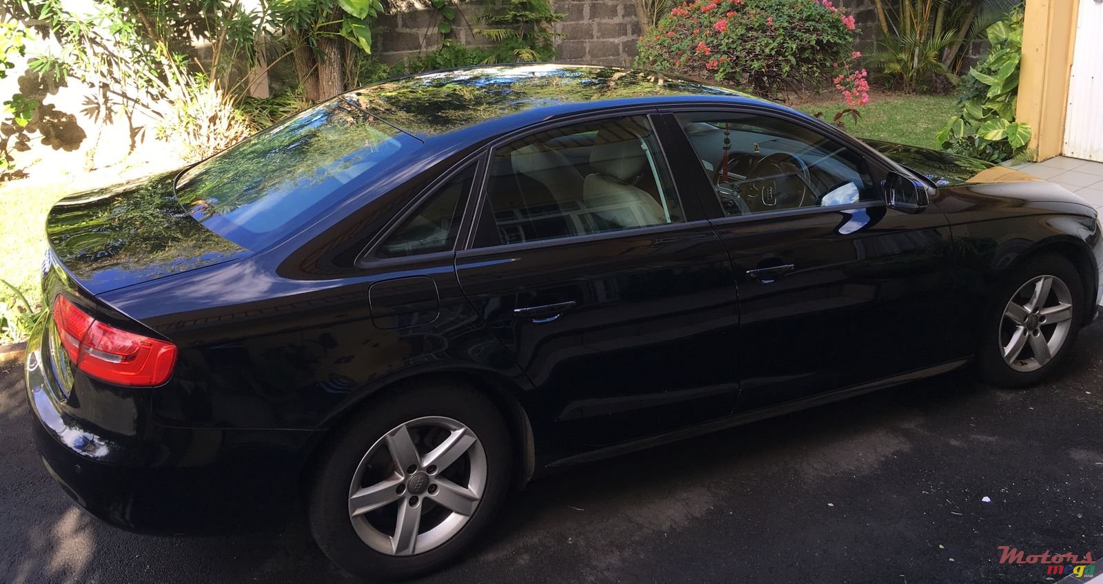 2013' Audi A4 photo #2