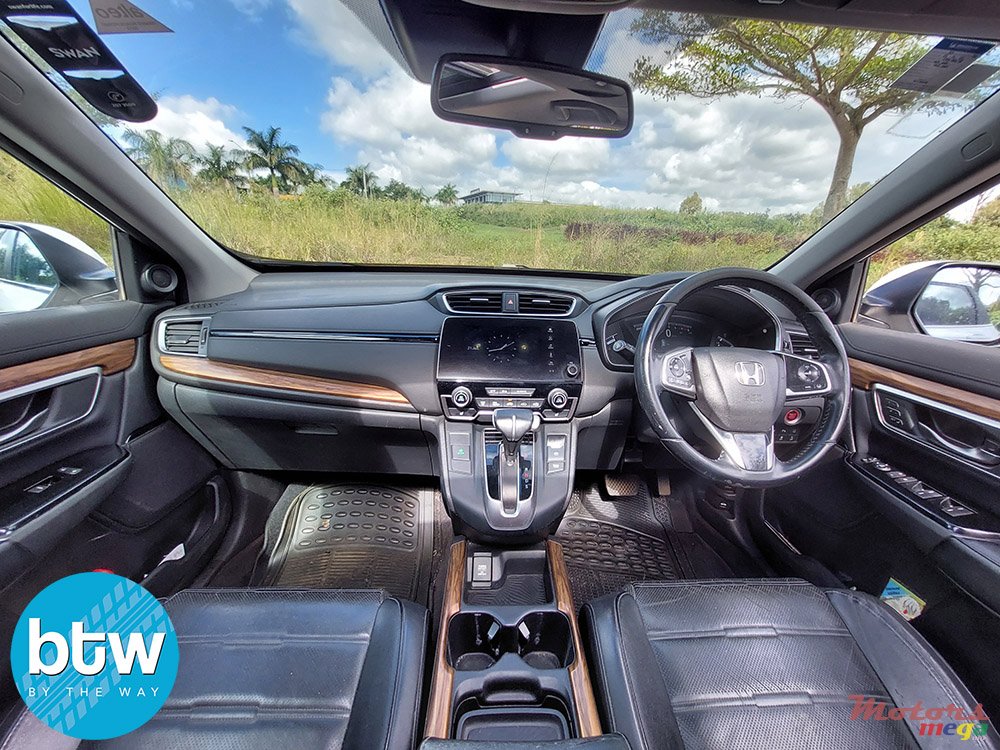 2018' Honda CR-V TURBO EXCLUSIVE photo #7