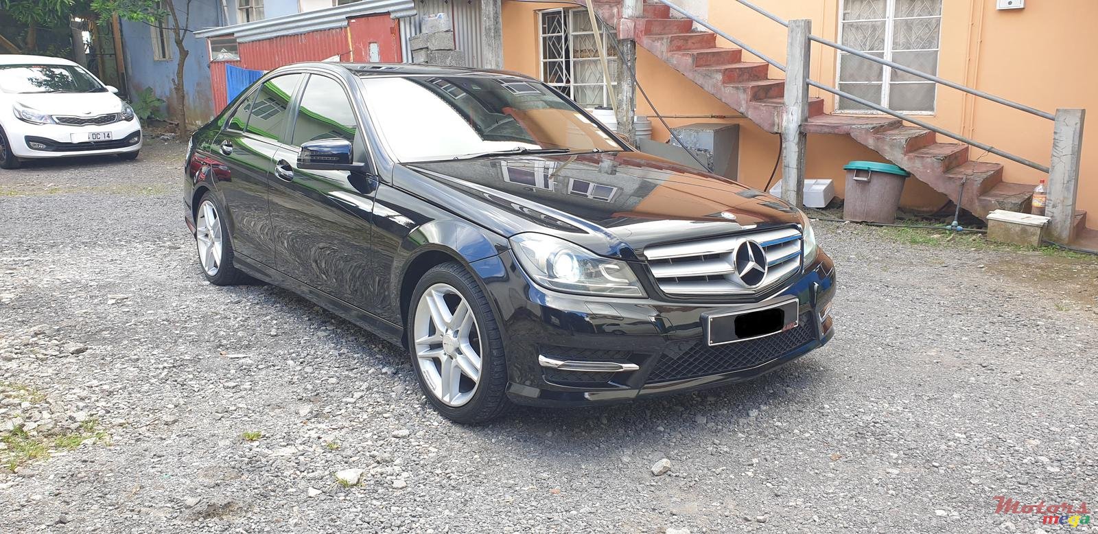 2013' Mercedes-Benz C-Class photo #1