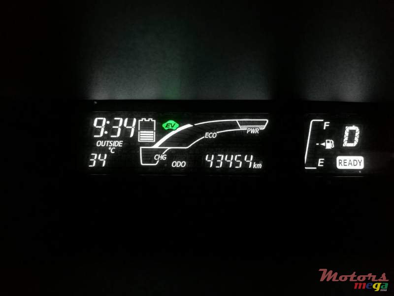 2015' Toyota Prius c Aqua photo #7