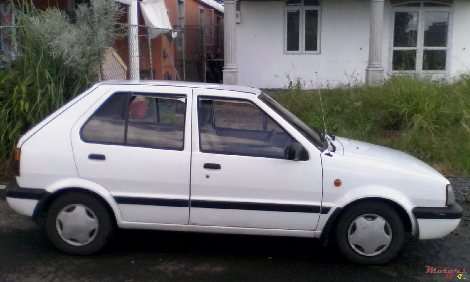 1989' Nissan ak10 photo #1