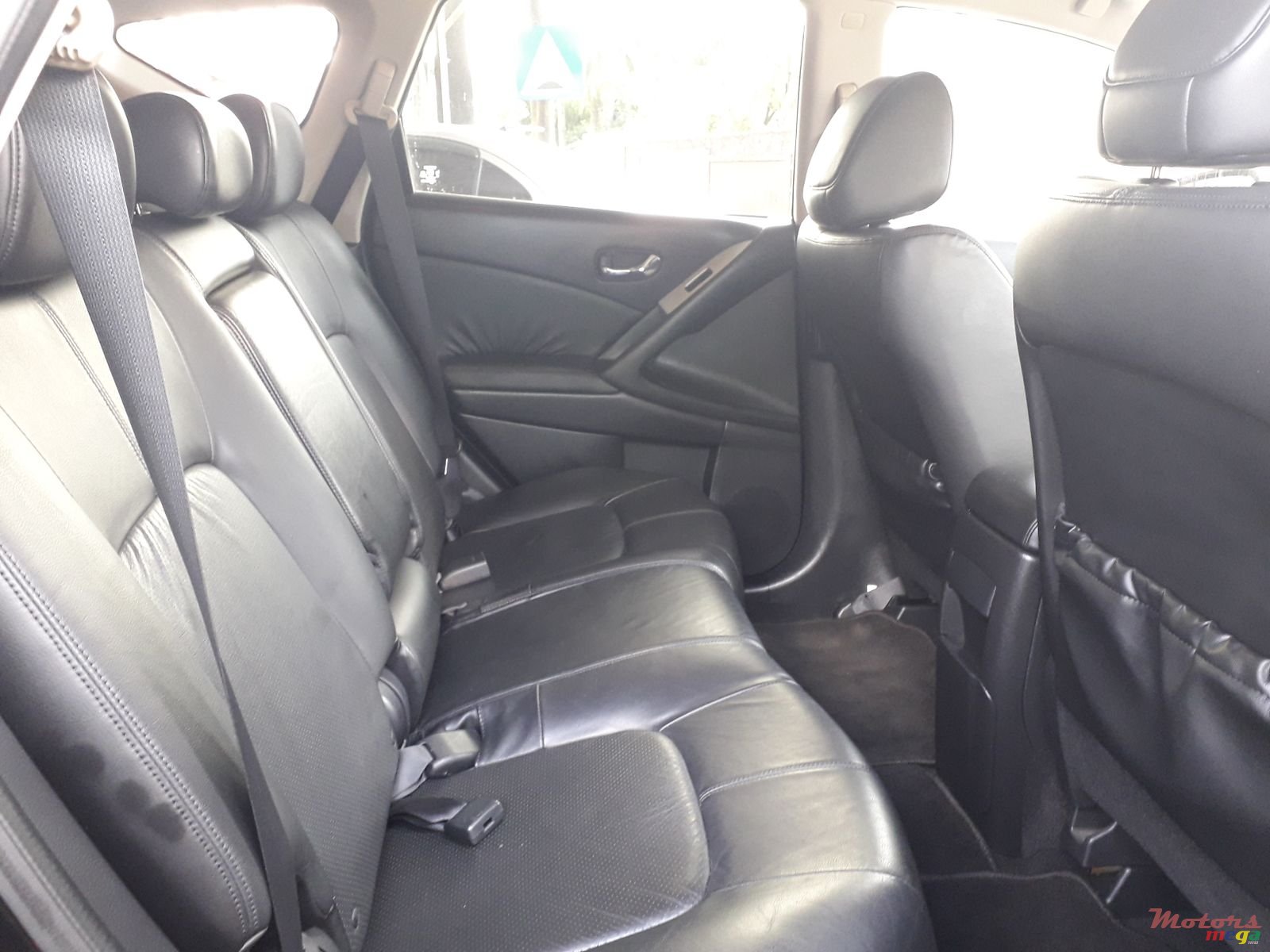 2011' Nissan Murano Automatic photo #4