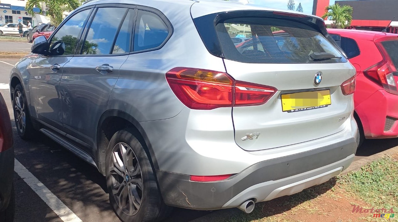 2019' BMW X1 photo #4