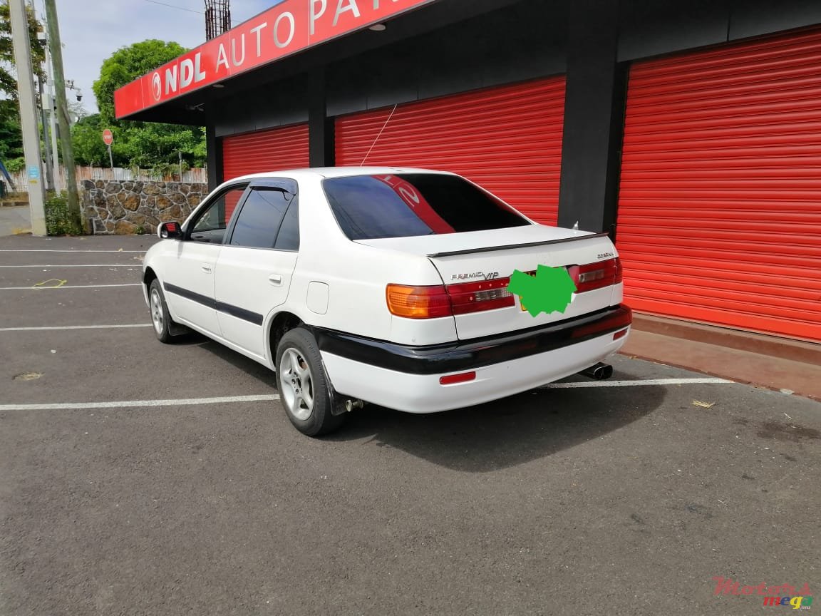 1998' Toyota Corona photo #1