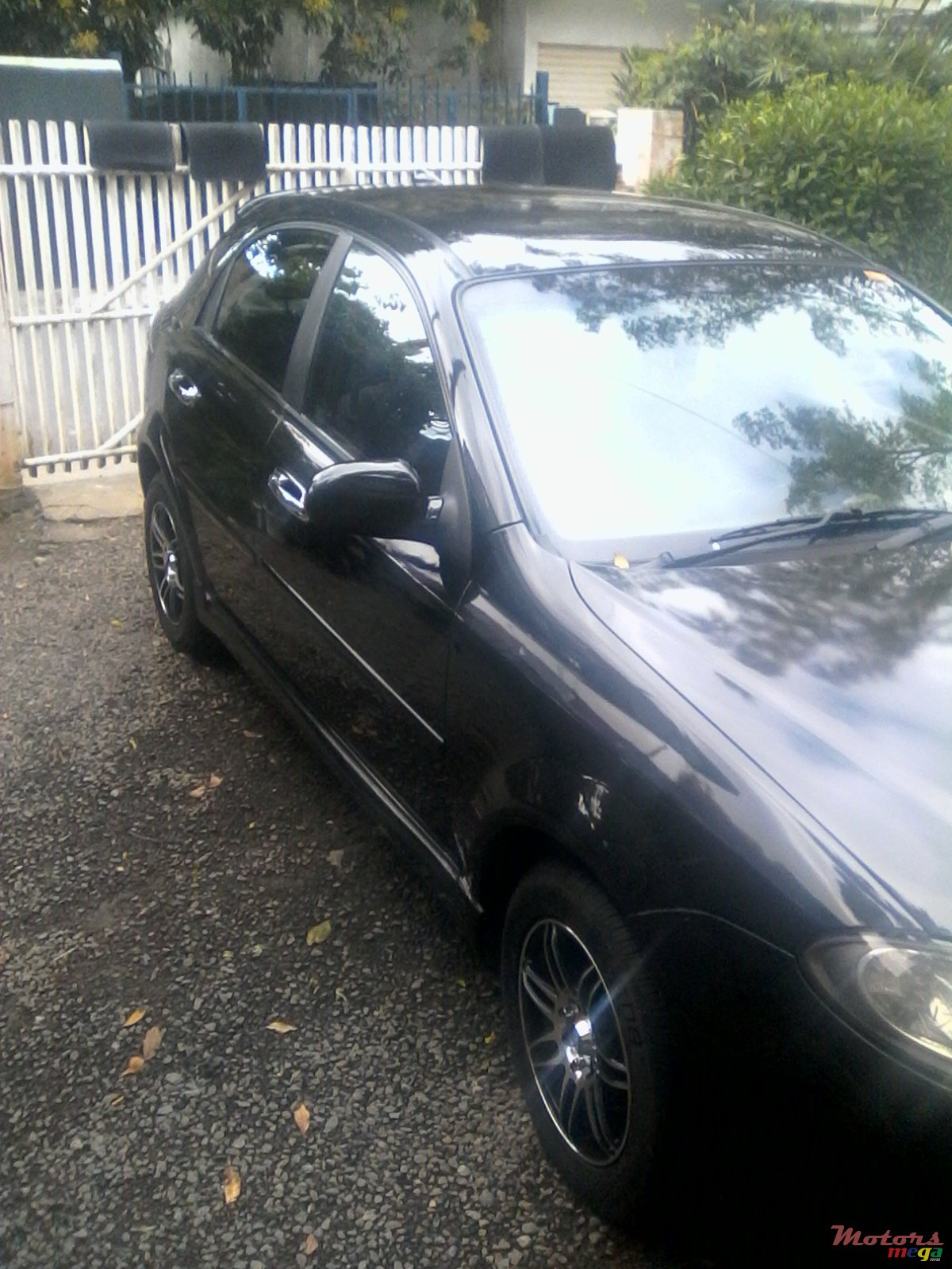 2006' Chevrolet Optra photo #2