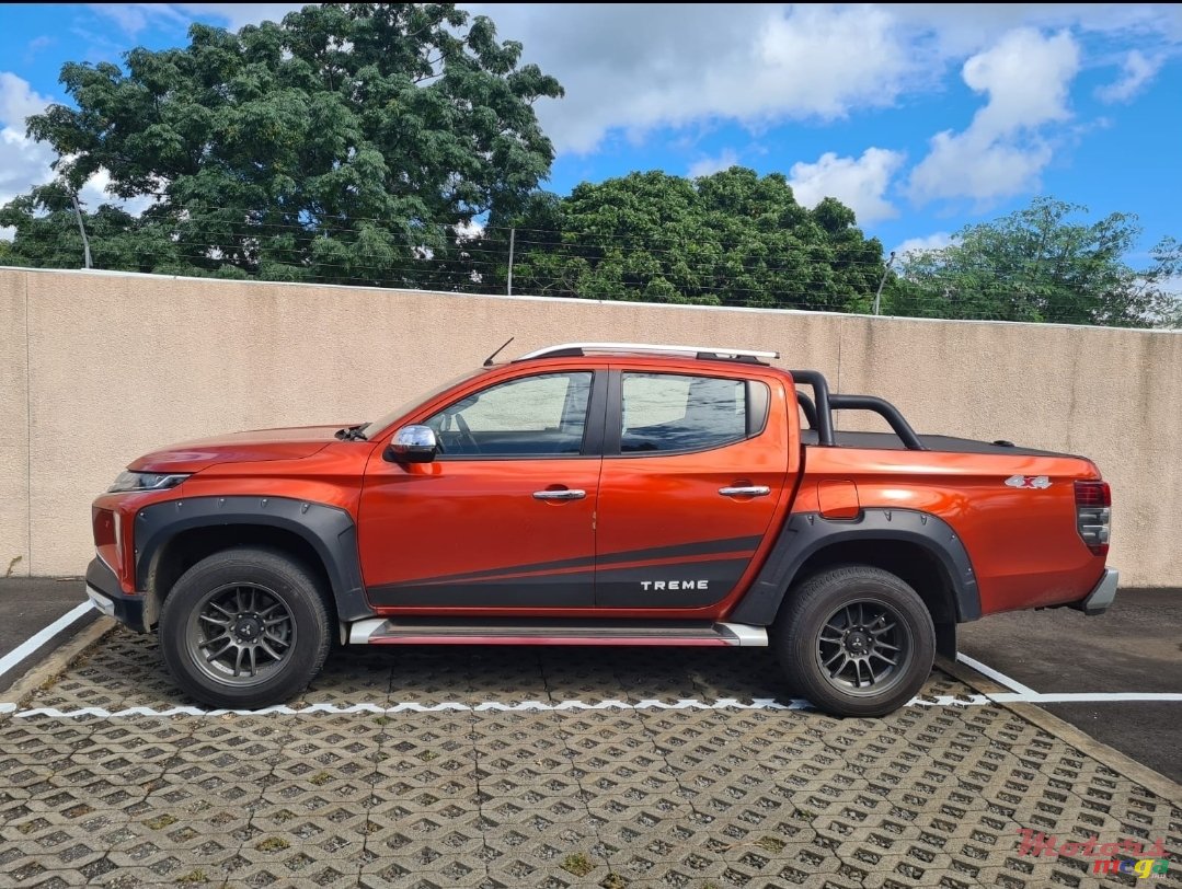 2022' Mitsubishi Triton Extreme photo #1