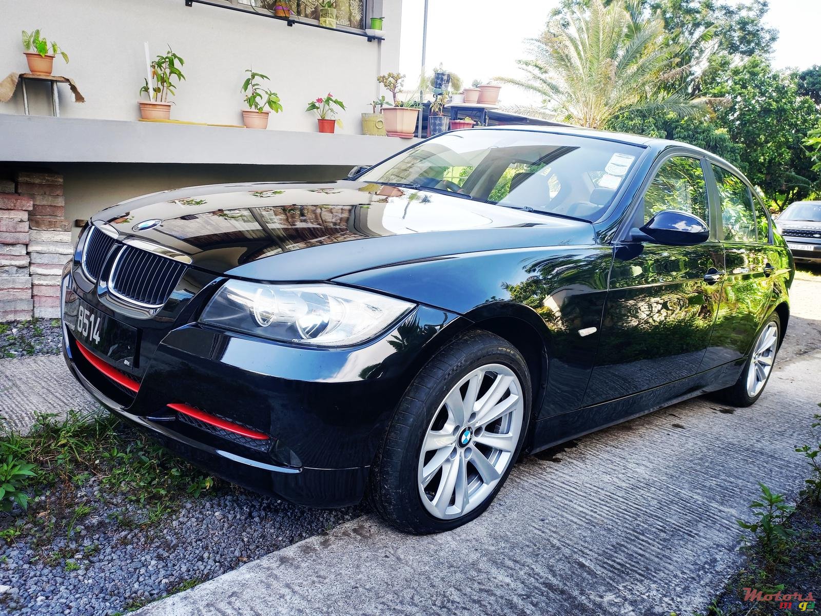 2008' BMW 320 photo #2