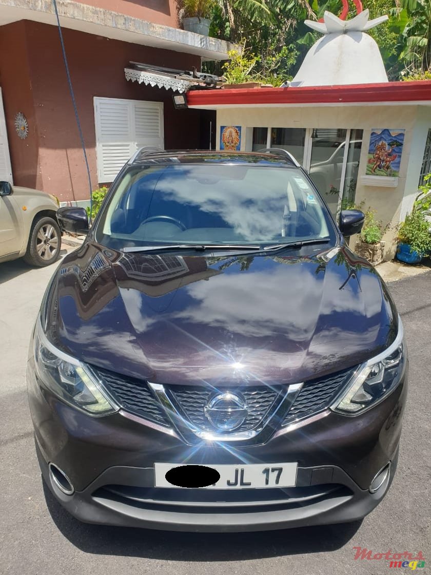 2017' Nissan Qashqai 1.6 Turbo AUTO photo #2