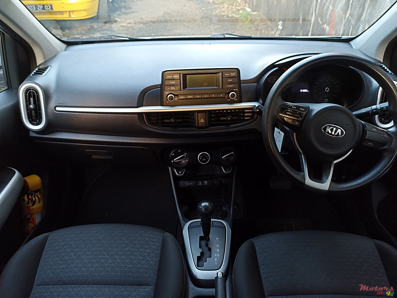 2017' Kia Picanto photo #5