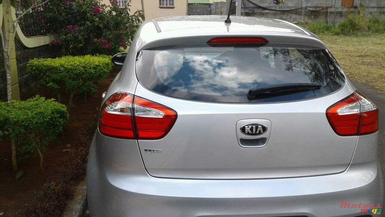 2013' Kia Rio photo #3