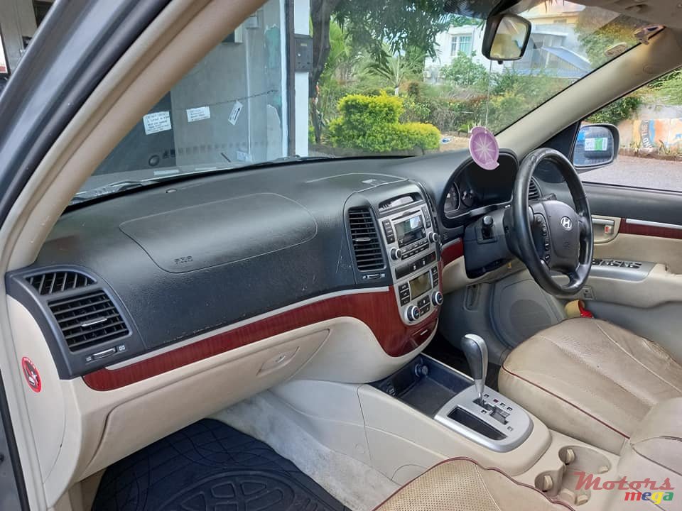 2006' Hyundai Santa Fe photo #6