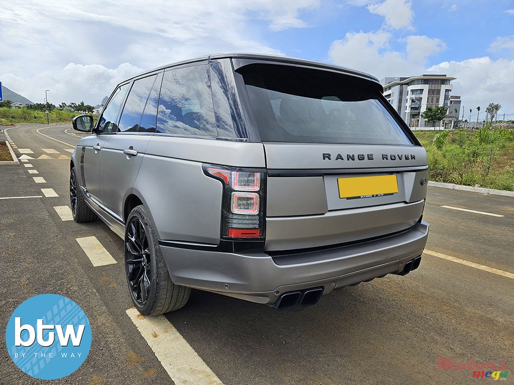 2015' Rover Range Rover Vogue photo #3