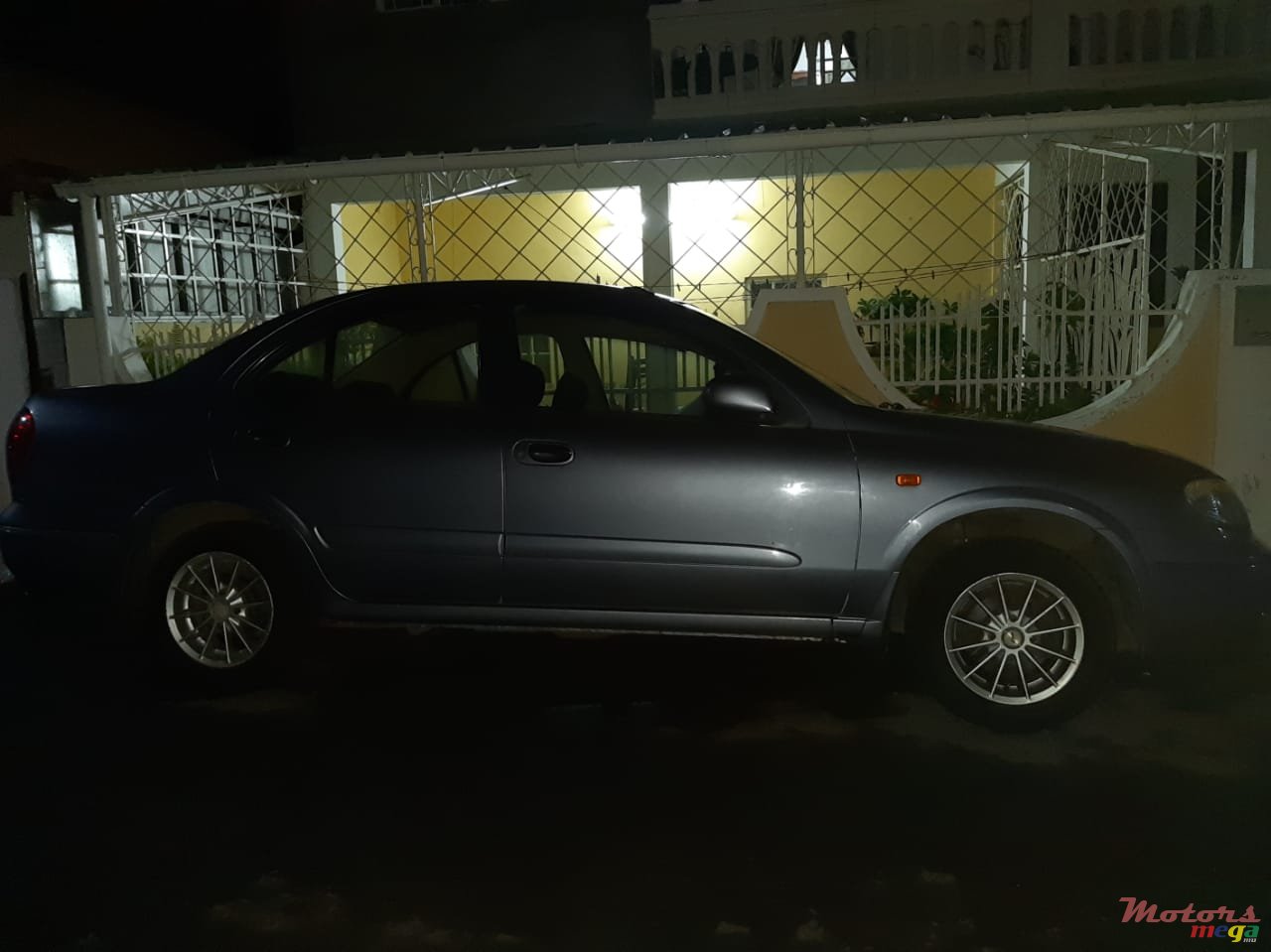 2004' Nissan Sunny VIP Full option photo #3