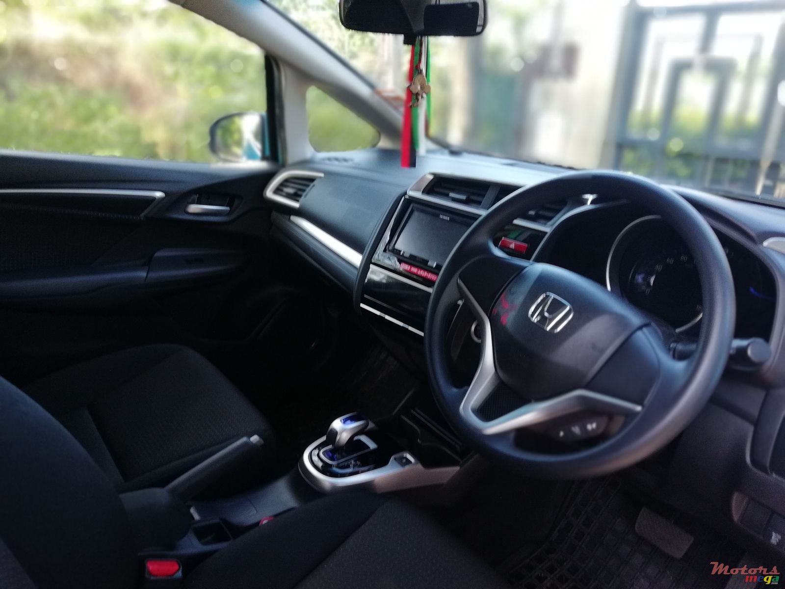 2016' Honda Fit HYBRID photo #4