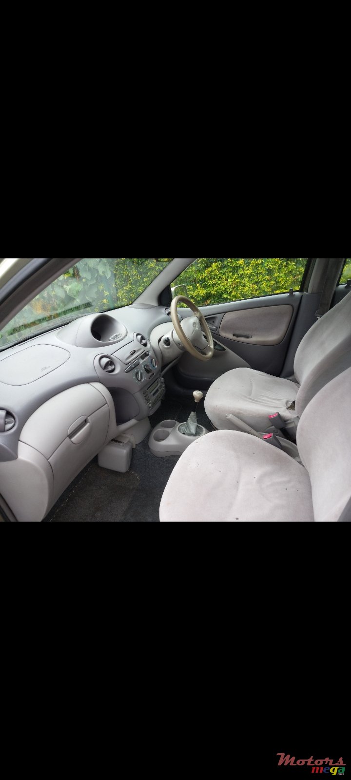 2001' Toyota photo #1