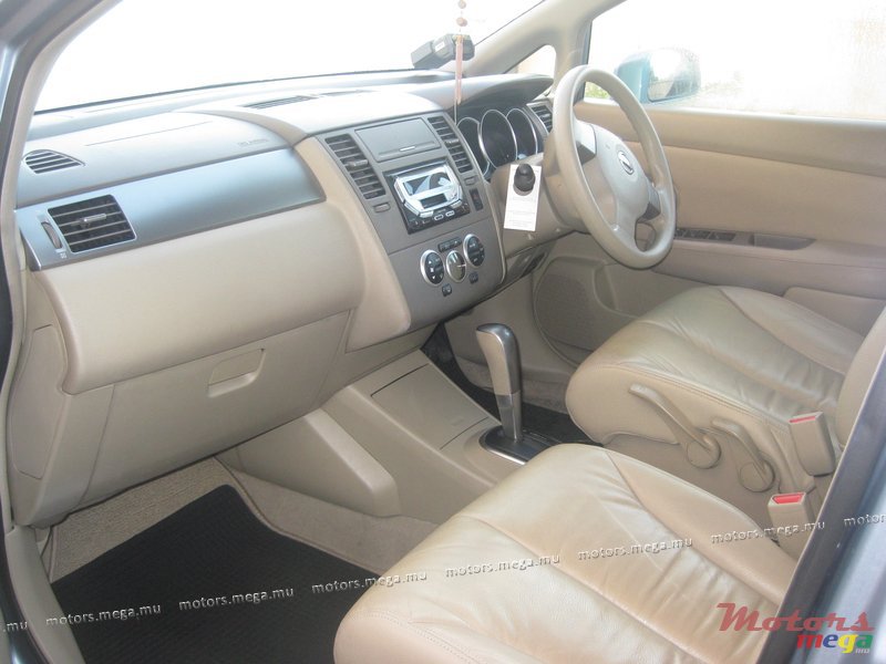 2005' Nissan photo #2