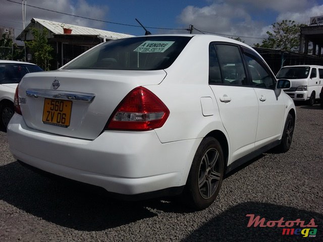 2006' Nissan Tiida photo #3