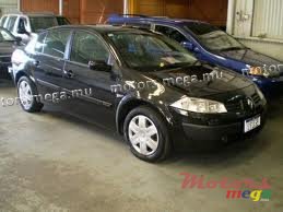 2005' Renault Megane photo #1