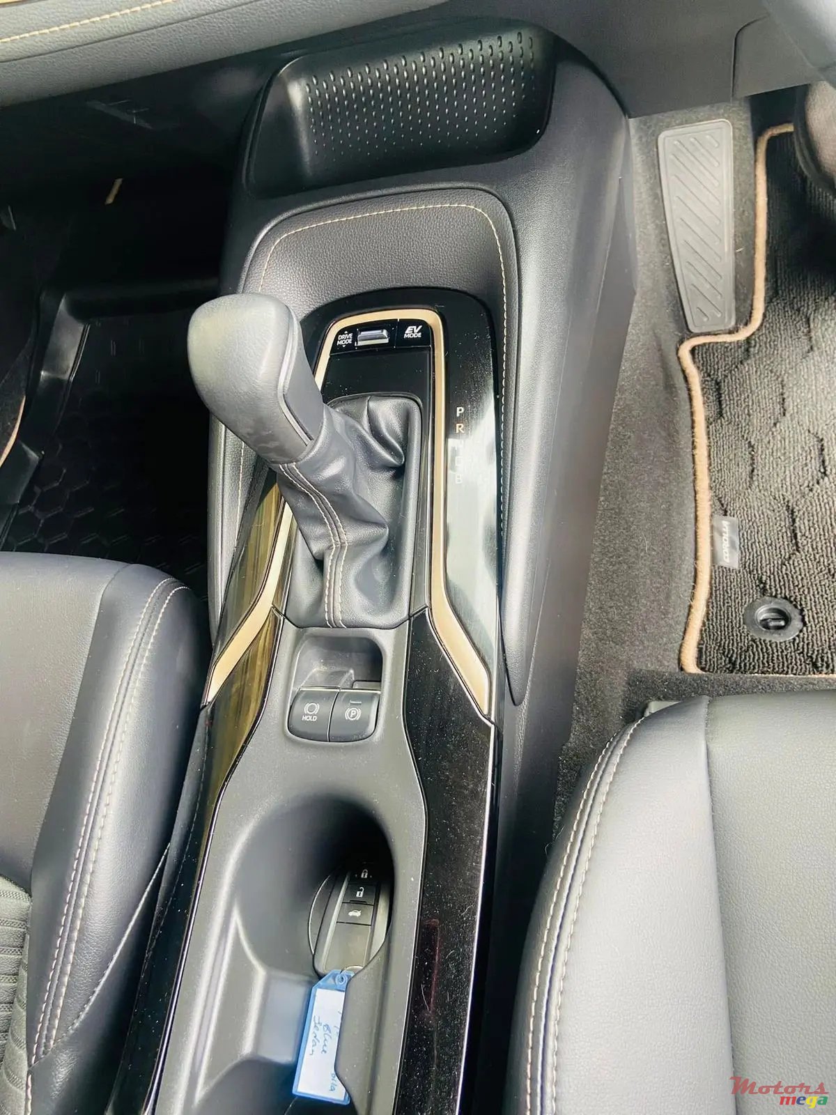 2021' Toyota Corolla photo #7