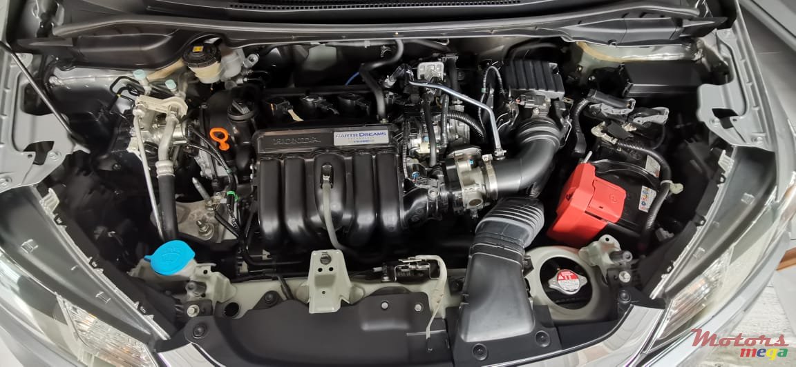 2018' Honda FR-V fit photo #2