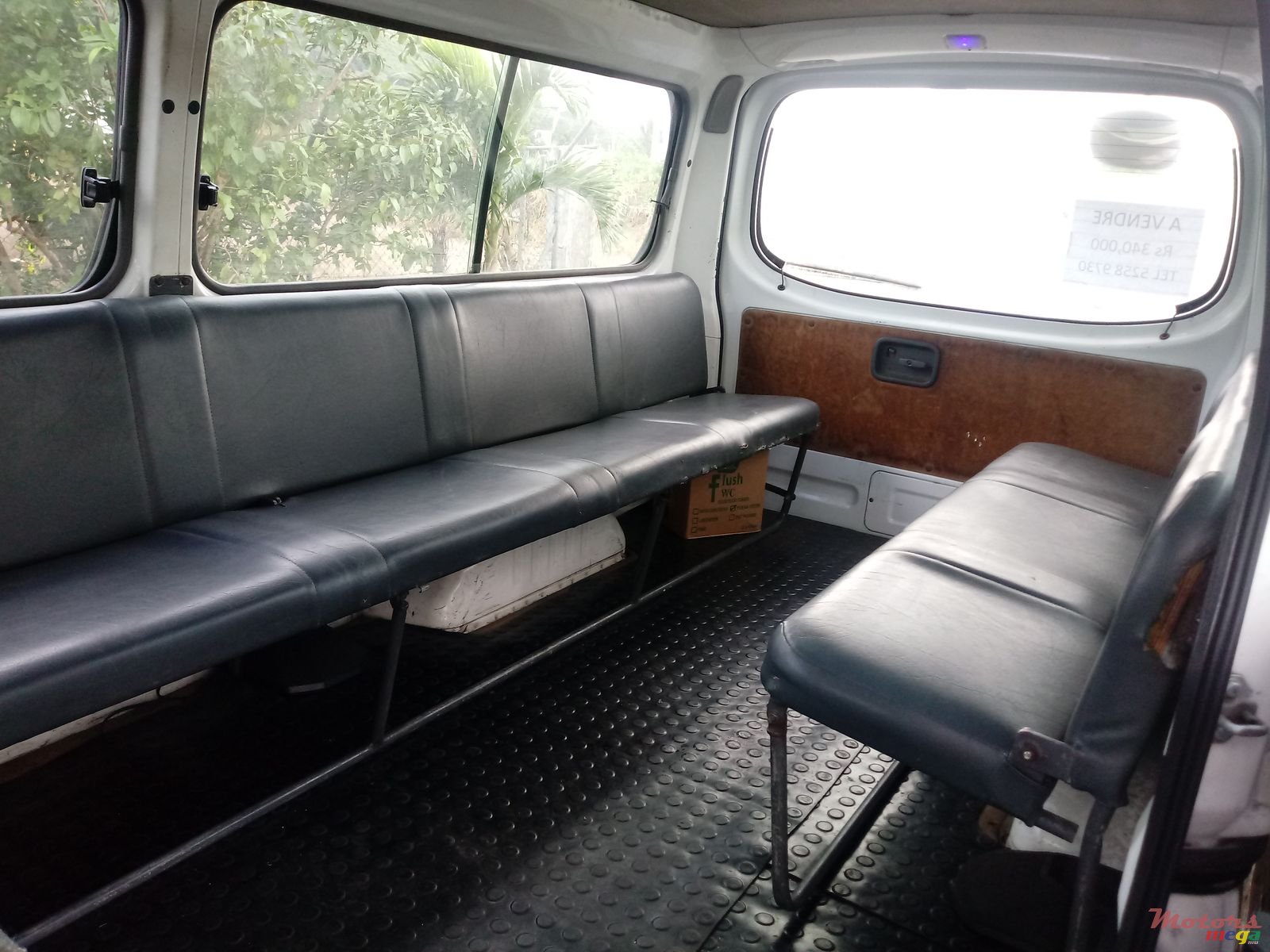 2011' Nissan photo #3