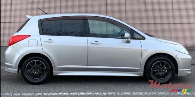 2005' Nissan Tiida photo #5