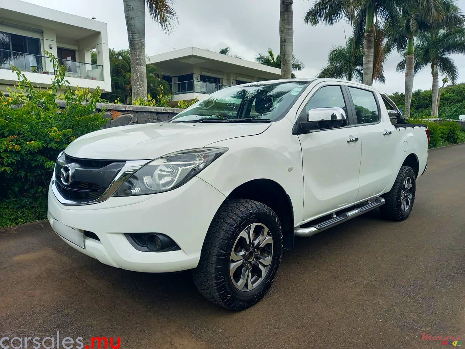 2020' Mazda BT-50 2.2 4x4 photo #3
