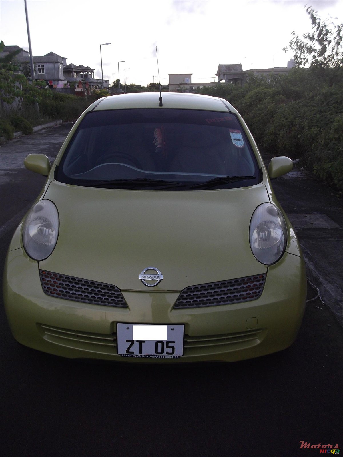 2005' Nissan photo #2