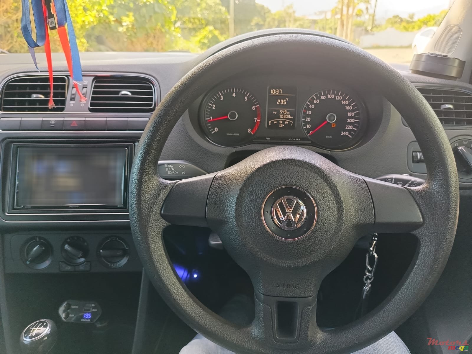 2012' Volkswagen photo #3