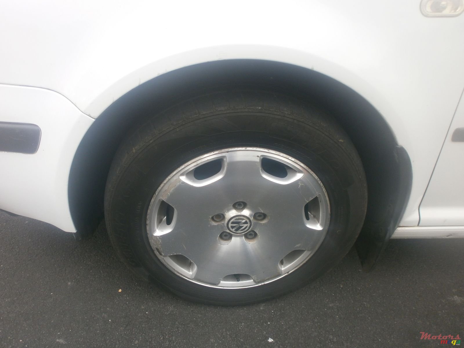 2002' Volkswagen Bora photo #5