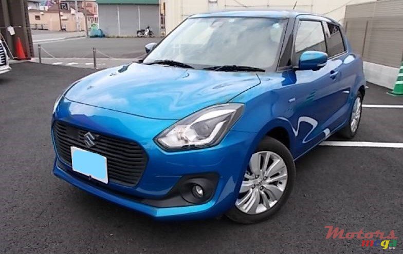 2017' Suzuki Swift photo #2