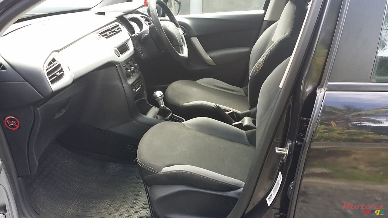 2010' Citroen C3 photo #5