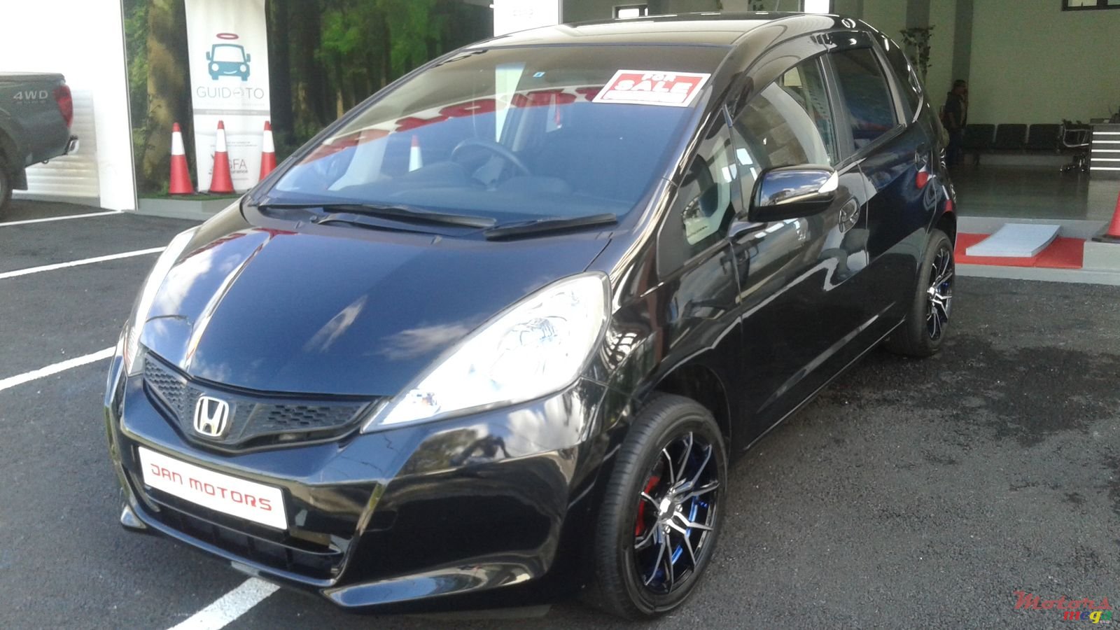 2013' Honda Fit photo #1