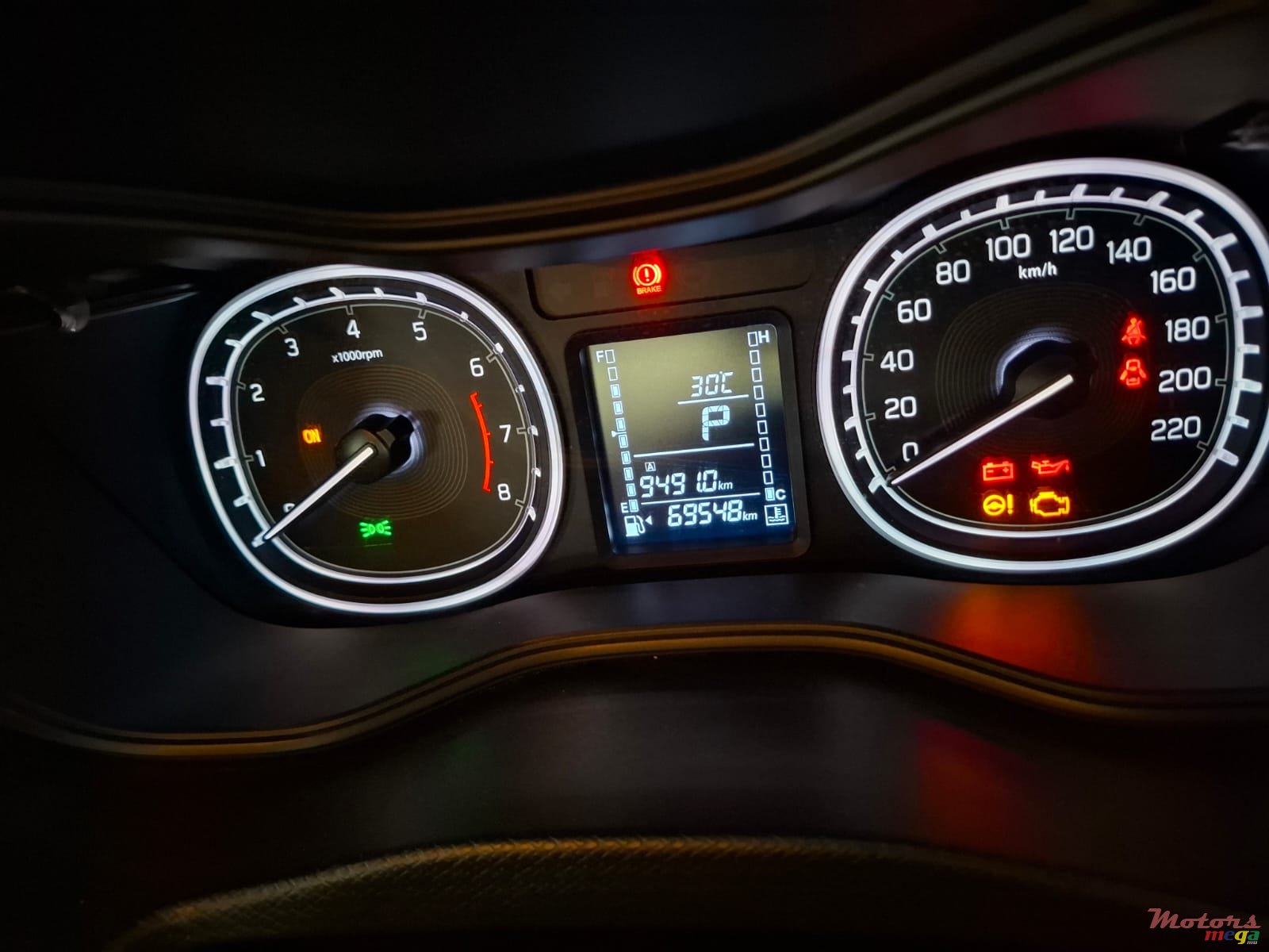 2021' Toyota Urban Cruiser photo #5