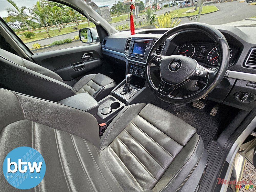 2020' Volkswagen Amarok V6 TDI 4Motion photo #5
