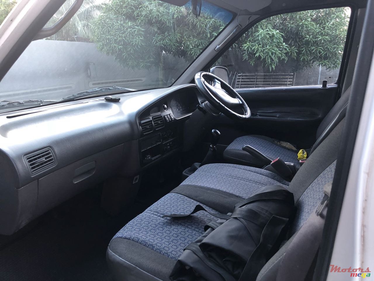 2004' Kia Pregio photo #2