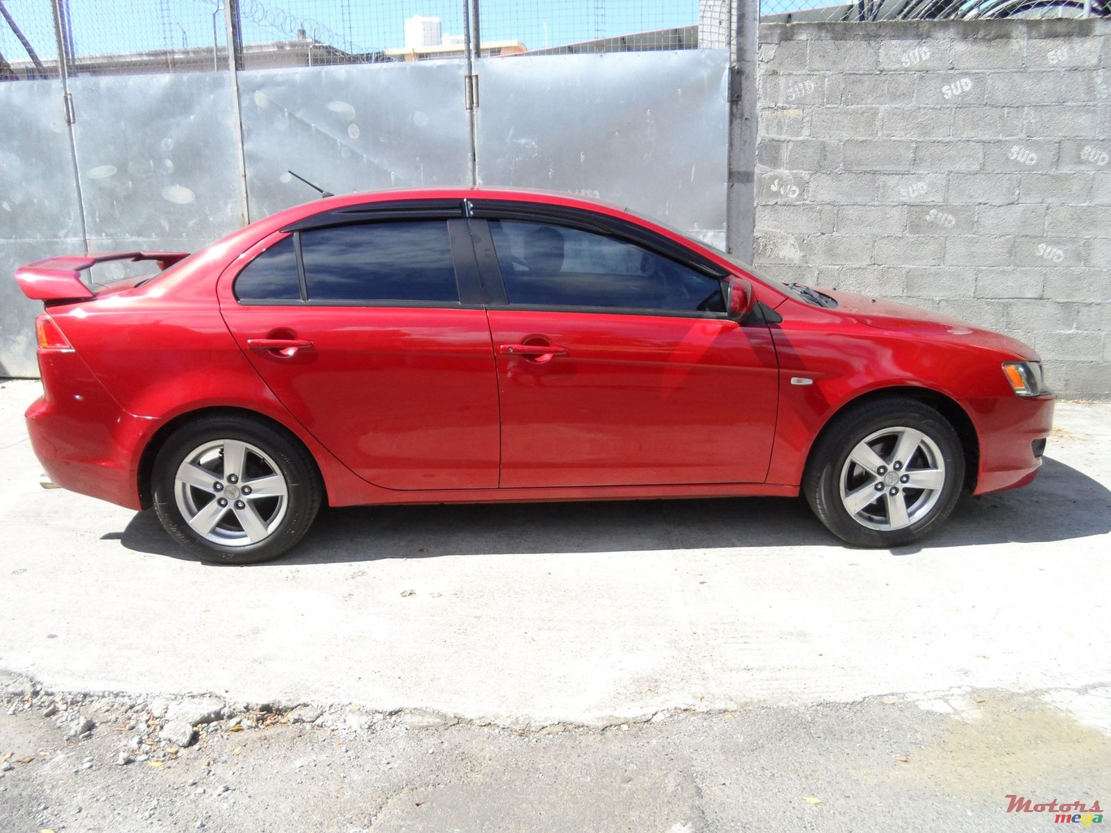 2008' Mitsubishi Lancer photo #1