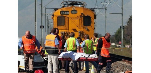South Africa: At Least 30 Killed in Collision Between Train and Truck
