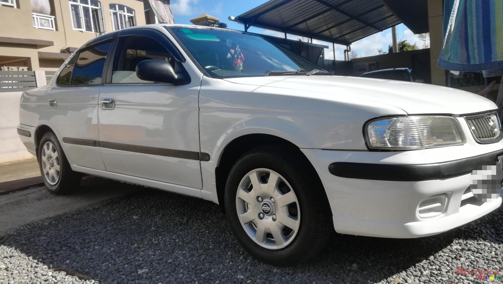 1999' Nissan Sunny photo #3